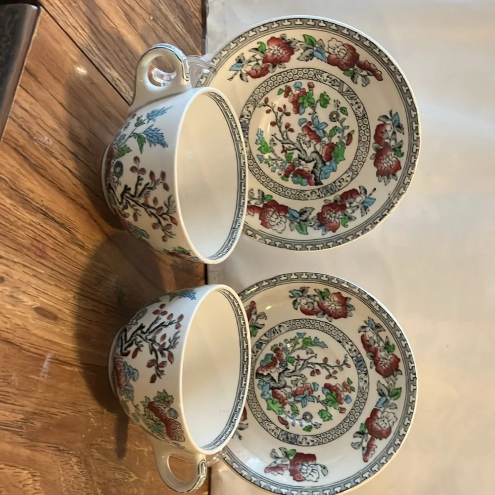 Vintage “Indian tree Woods of Burslem , England  set of 2 lovely cup n saucers - Picture 2 of 9